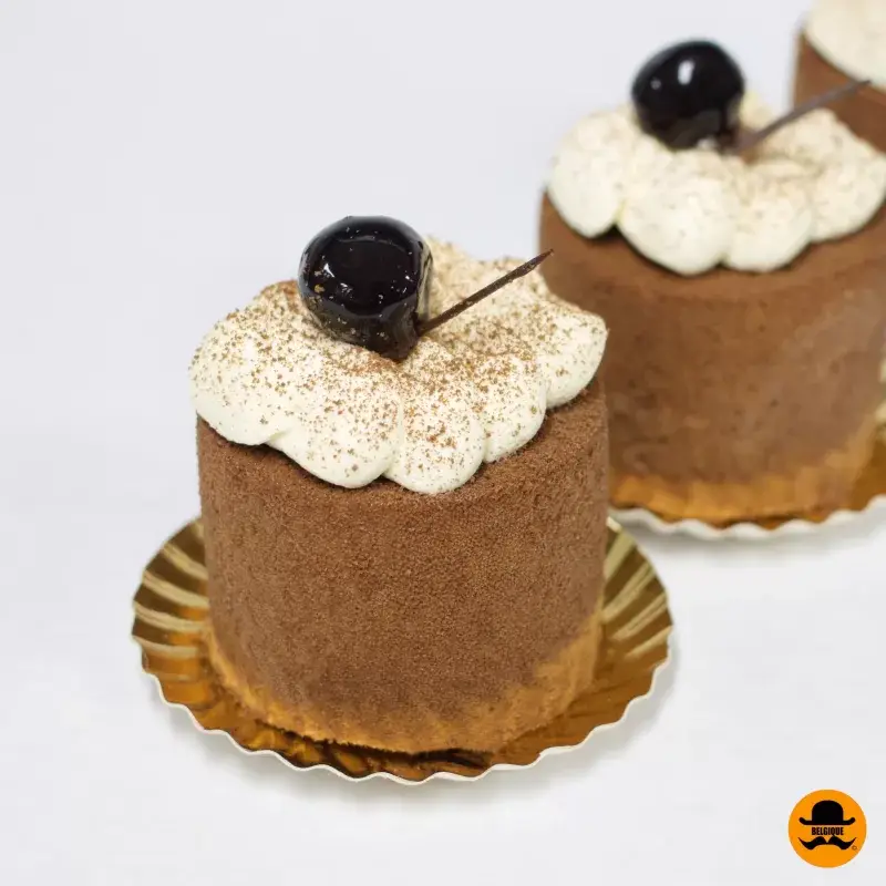 Black forest gateaux clice